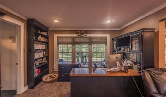 109 Golf Course Rd, Amsterdam, NY 12010