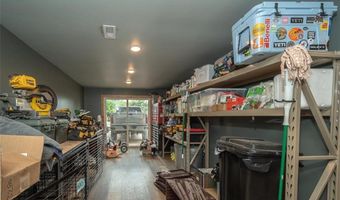 364 E 1600 Rd, Baldwin City, KS 66006