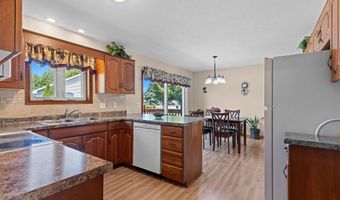 W3082 WHITEPINE Drive, Appleton, WI 54915