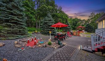 66 Harper Ct, Albrightsville, PA 18210