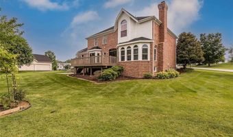 1101 Courtwood Cir, Ballwin, MO 63011