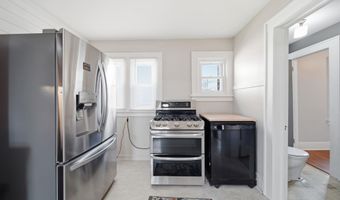 135 Greenly St, Adrian, MI 49221