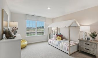 1040 Misty Creek Dr, Aberdeen, NC 28315