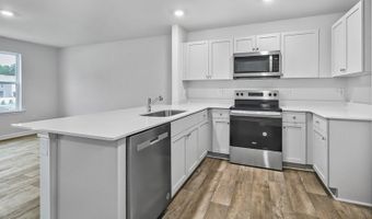 155 Trumpet Vine Rd, Aberdeen, NC 28315