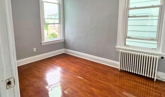 93 W 52ND St, Bayonne, NJ 07002