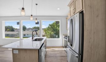 326 Lakeview Blvd, American Falls, ID 83211