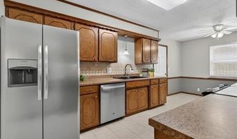 4832 Melody Ln, Bartlesville, OK 74006