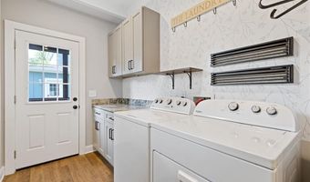 226 Old Canton Cir, Ball Ground, GA 30107