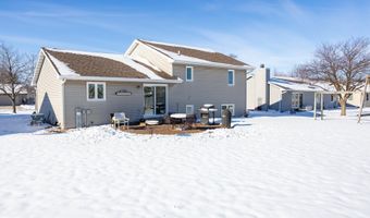 3200 S HUCKLEBERRY Ln, Appleton, WI 54915