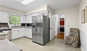 1217 FERNDALE Dr, Auburn, AL 36832