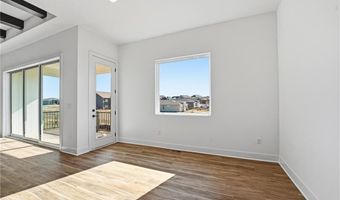 1599 Grayhawk Dr, Basehor, KS 66007