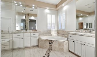 10820 Woodstream Ct, Las Vegas, NV 89135