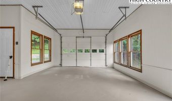 317 Dillard Dr, Jefferson, NC 28640