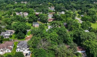 4 N Niles Ave, Addison, IL 60101