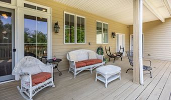 660 Birch Hollow Dr, Antioch, IL 60002