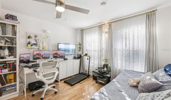 415 LAKEPOINTE Dr 103, Altamonte Springs, FL 32701