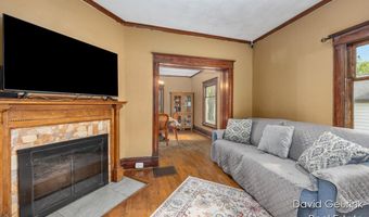 608 Trowbridge St, Allegan, MI 49010