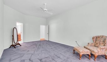 15 LILY POND Ln, Barnegat, NJ 08005