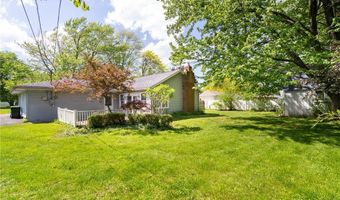 915 Sharondale Dr, Amherst, OH 44001
