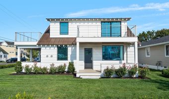 2988 1st Ave, Avalon, NJ 08202