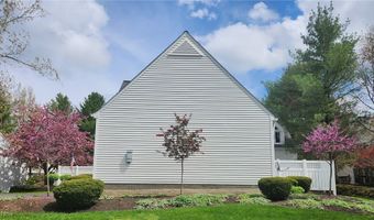 985 Goldenrod Trl, Aurora, OH 44202