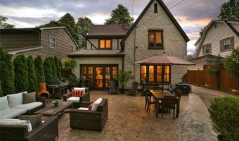 165 Lamarck Dr, Amherst, NY 14226