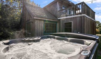 1062 S BREAKER Ave, Rockaway Beach, OR 97136