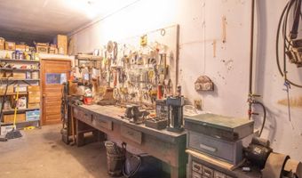 105 E. 2nd St, Alcester, SD 57001