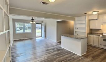 317 Hunter Dr, Ocean Springs, MS 39564