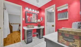 155 Devereux Dr, Athens, GA 30606