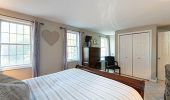 27 Arabian Way, Chester, NH 03036