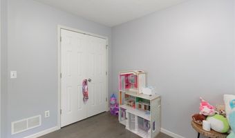 1712 Levee Ave, Anoka, MN 55303