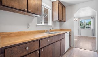 1257 Monarch Ln, Gardnerville, NV 89460