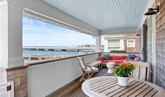 115 Washington St, Newport, RI 02840