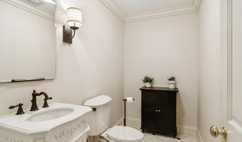 1653 N Belmont Ct, Arlington Heights, IL 60004