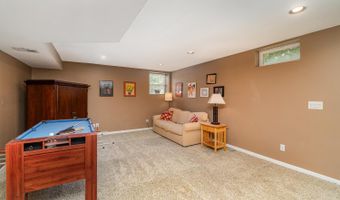 5660 Miss Royal Pass Dr, Miami, OH 45140
