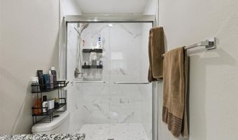 8209 NW 28th St, Bethany, OK 73008