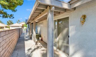 11246 Pleasant Hills Dr, Apple Valley, CA 92308