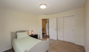 4 Jennifer Ln, Amherst, NH 03031