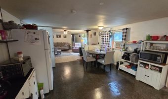 43 Catamount Hill Dr, Allenstown, NH 03275