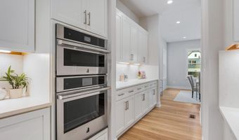 6908 GREYSWOOD Rd, Bethesda, MD 20817