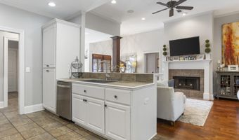 1019 Riverchase North Dr, Brandon, MS 39047