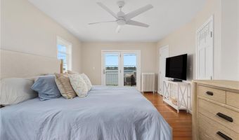 46 Esplanade, Middletown, RI 02842
