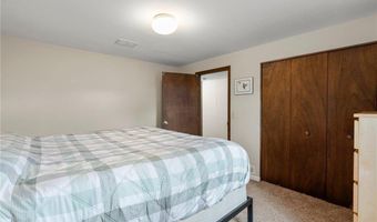 6684 133rd St W, Apple Valley, MN 55124