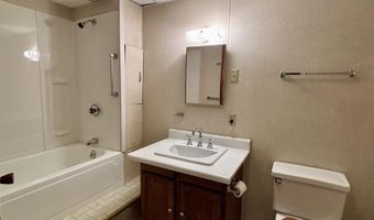 8384 N Broadway, Apple River, IL 61001