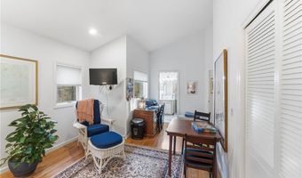 73 Oceanwoods Dr, North Kingstown, RI 02852