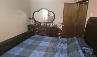 200 Pacific Ave, Beachwood, NJ 08722