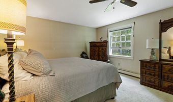 31 Pheasant Run Rd, Belgrade, ME 04917