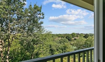 15 Hammersmith Rd #14, Newport, RI 02840