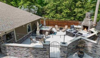 7105 SE Torch Lk, Alden, MI 49612